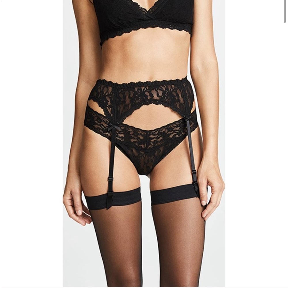 Hanky Panky Signature Lace Garter Belt Lingerie